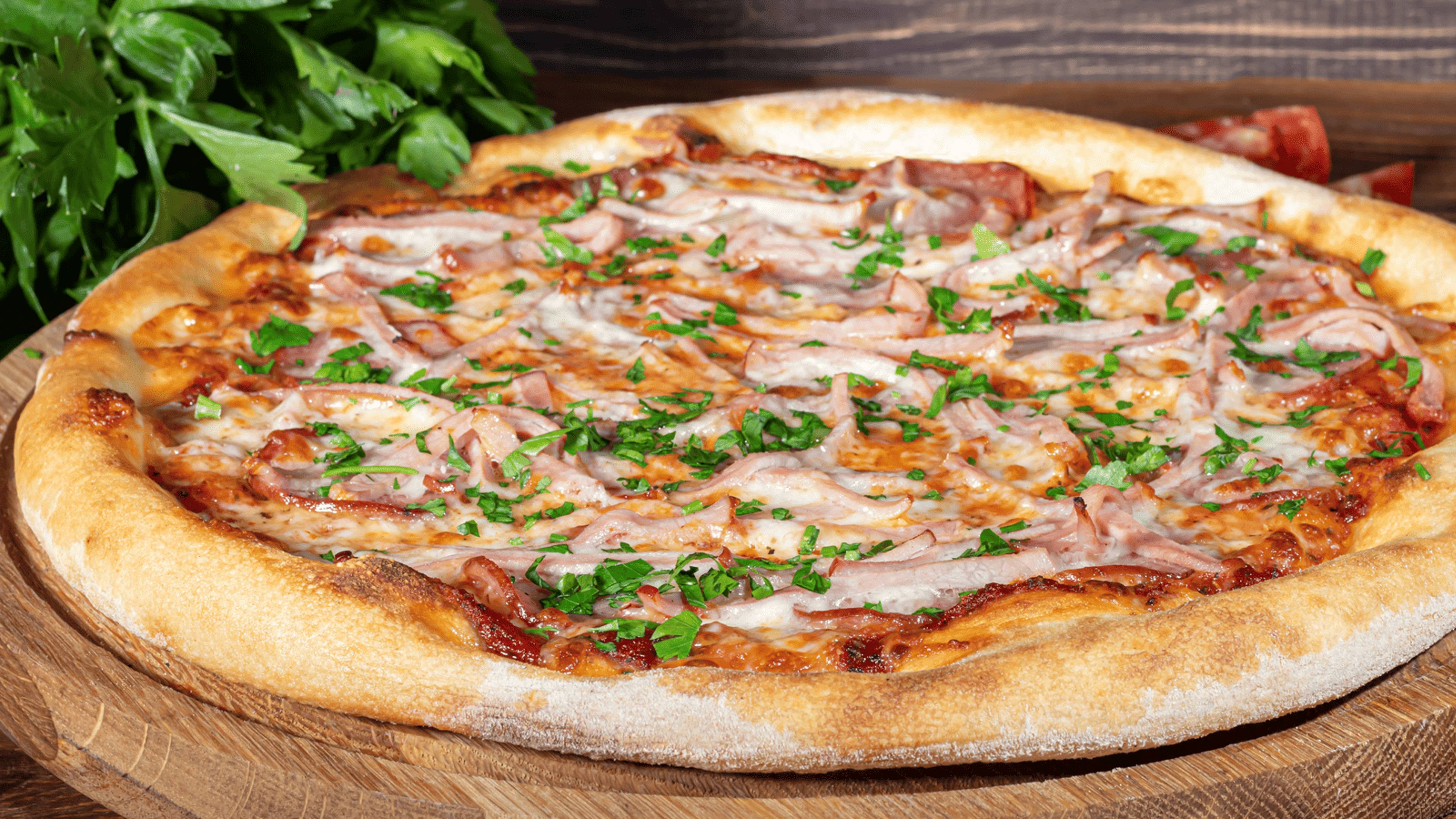 Montreal Pizza & Kebab Tilbury